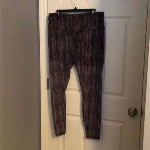 High-waisted mesh fabletics leggings